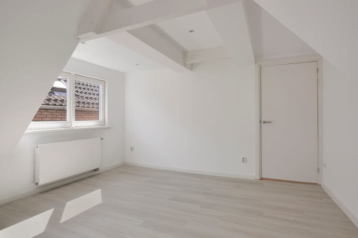 Foto 31 van Burgerhoutsestraat 36