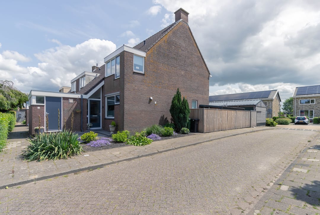 Photo 1 of Schoolstraat 30