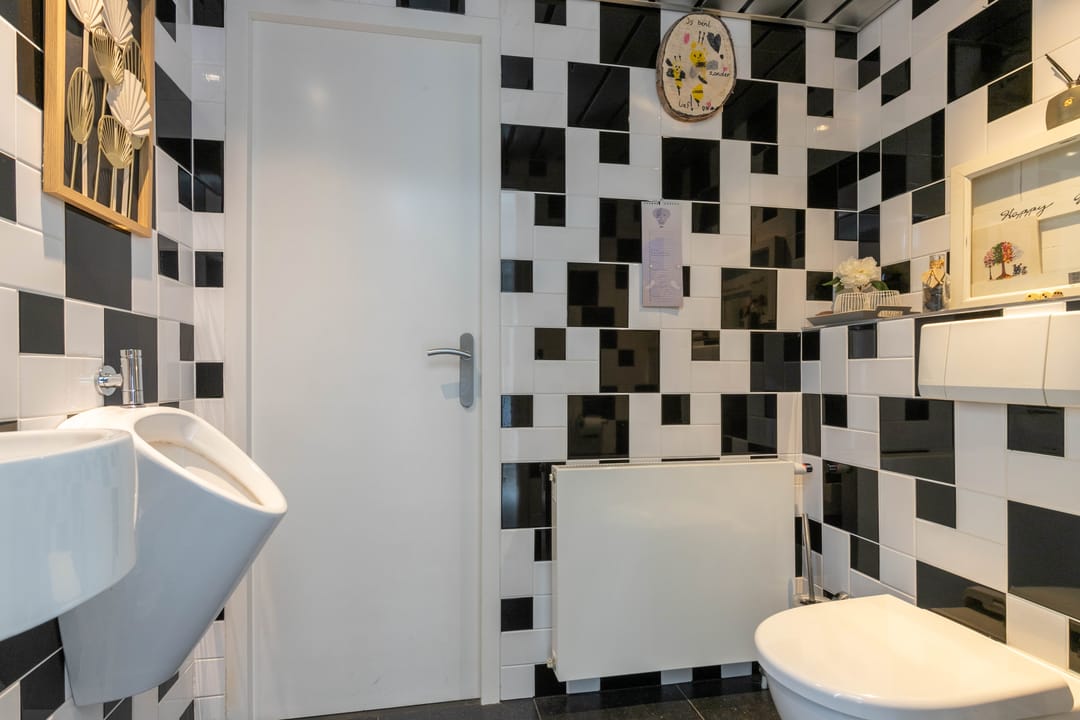 Photo 8 of Schoolstraat 30