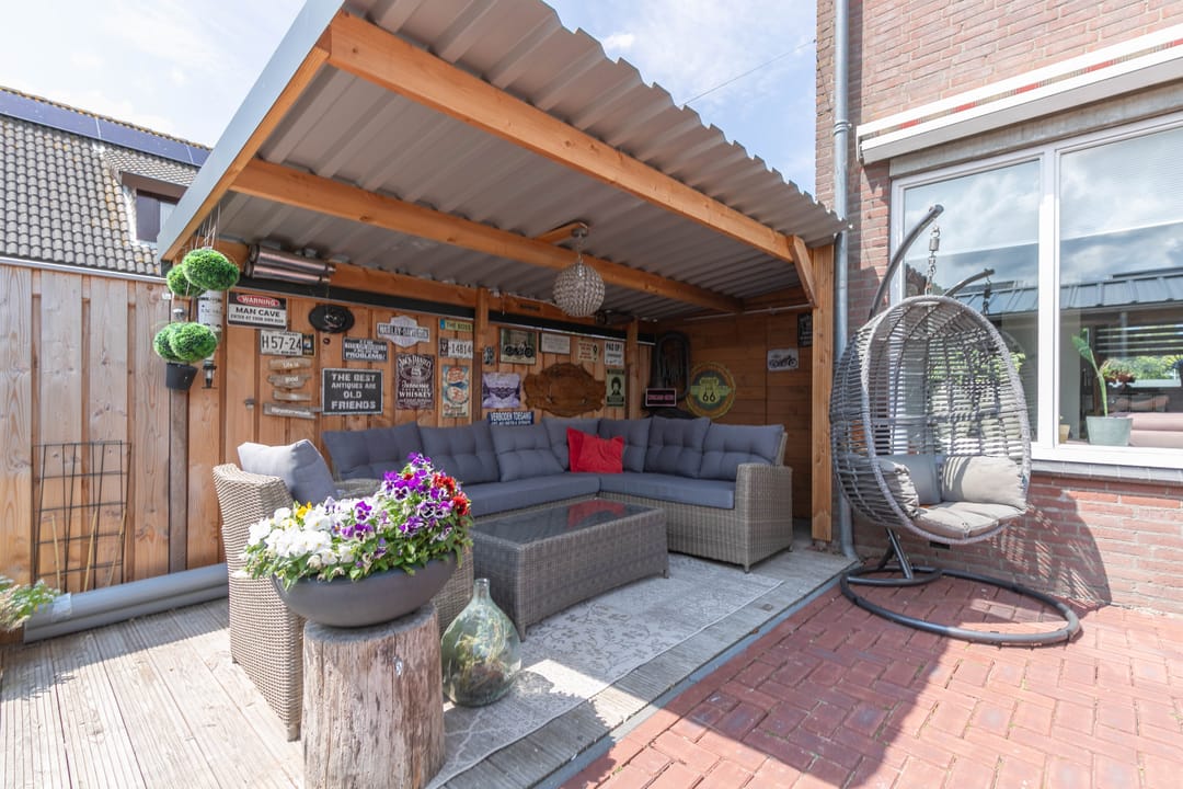 Photo 16 of Schoolstraat 30