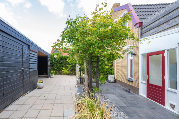 Photo 36 of Binnenhoek 58