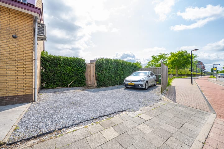 Photo 10 of Binnenhoek 58