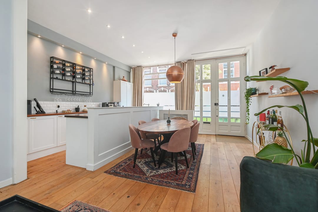 Photo 11 of Obrechtstraat 250