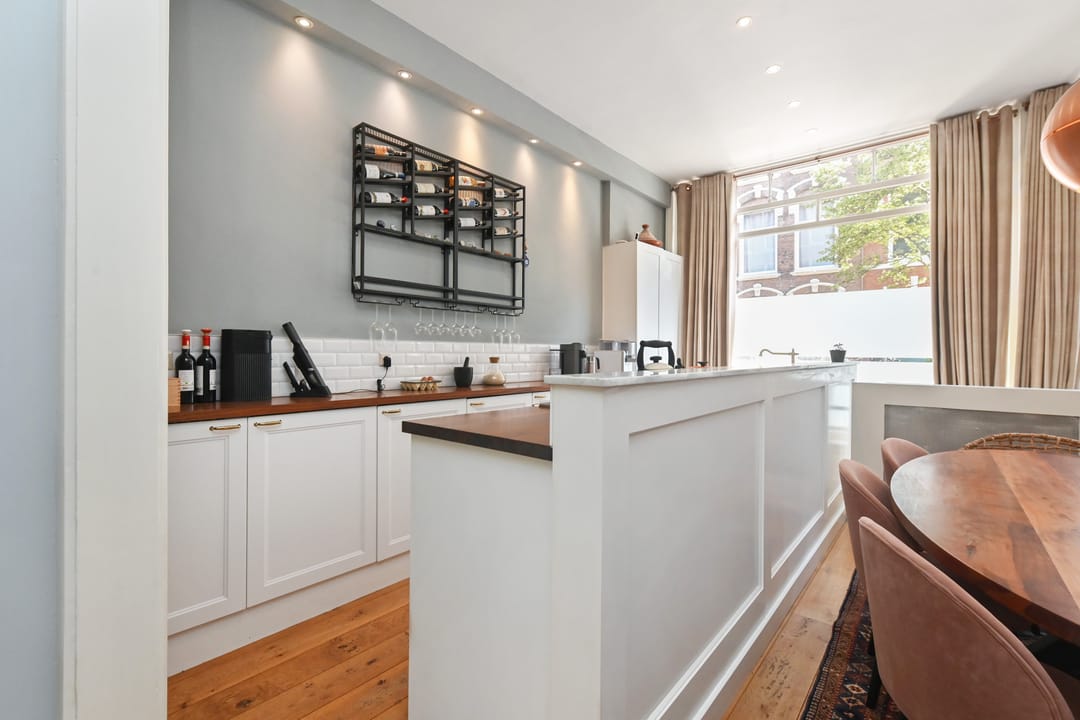 Photo 22 of Obrechtstraat 250