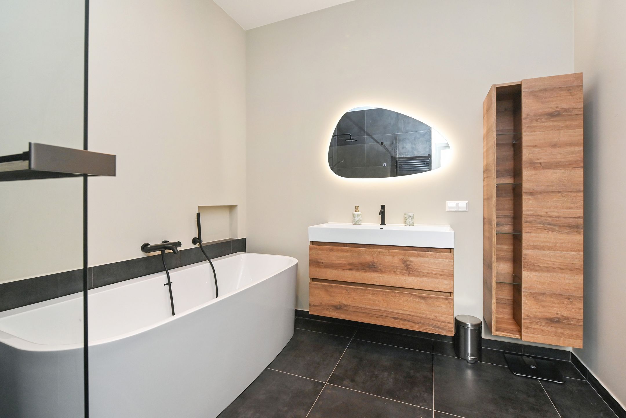 Photo 30 of Obrechtstraat 250