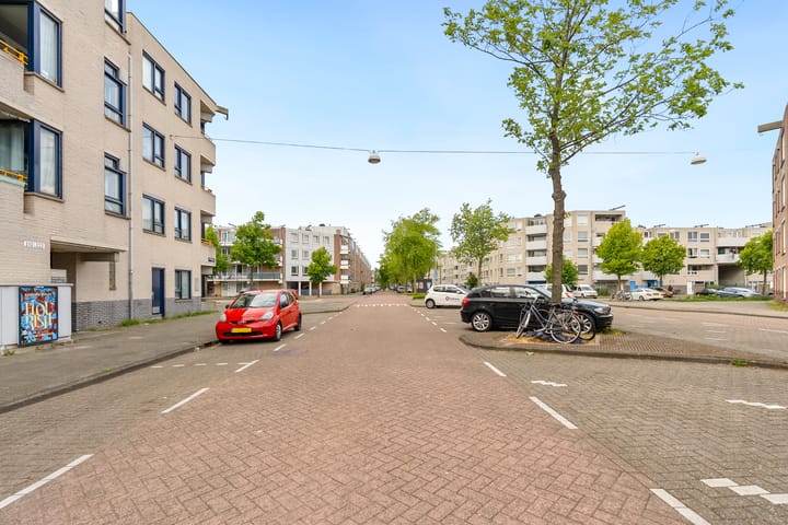 Foto 36 van Barbusselaan 252