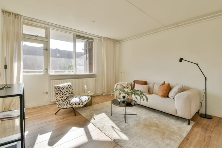 Foto 5 van Riouwstraat 128