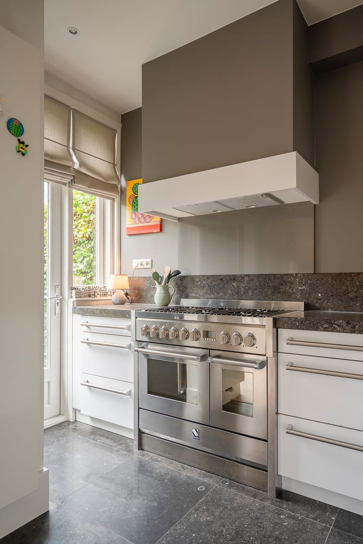 Foto 15 van Van Zuylen van Nijeveltstraat 155