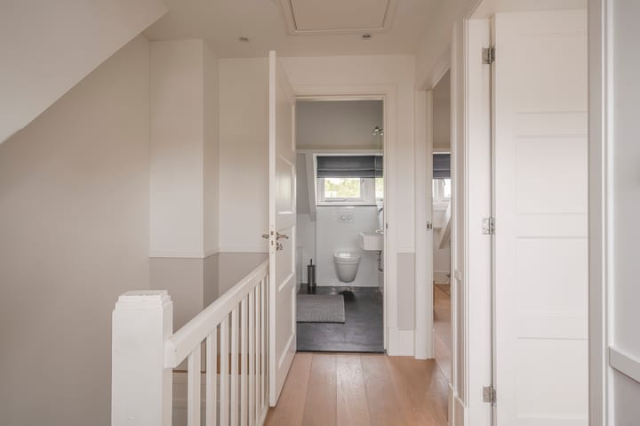 Foto 38 van Van Zuylen van Nijeveltstraat 155