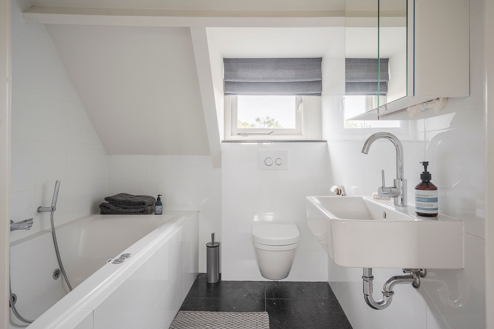 Foto 39 van Van Zuylen van Nijeveltstraat 155