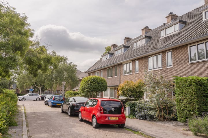 Foto 42 van Van Zuylen van Nijeveltstraat 155