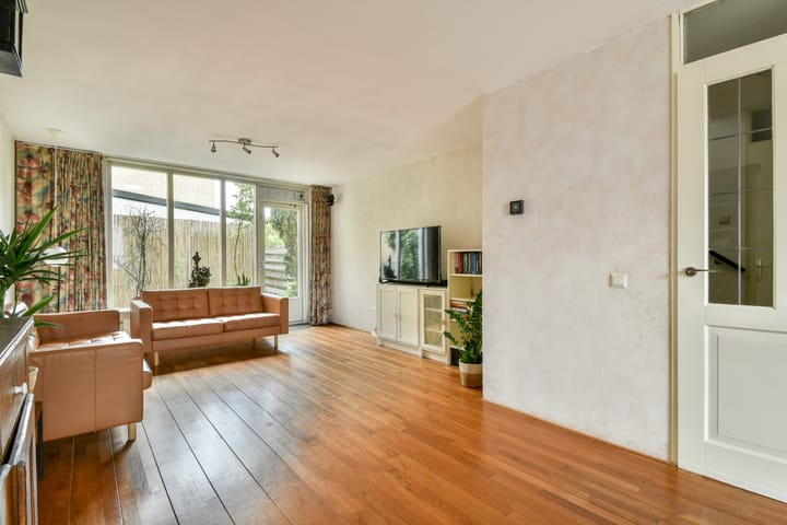 Foto 6 van Maaseikstraat 16