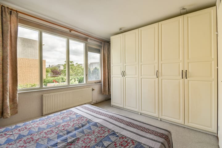 Foto 19 van Maaseikstraat 16