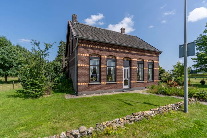 Foto 3 van Oirloseweg 1