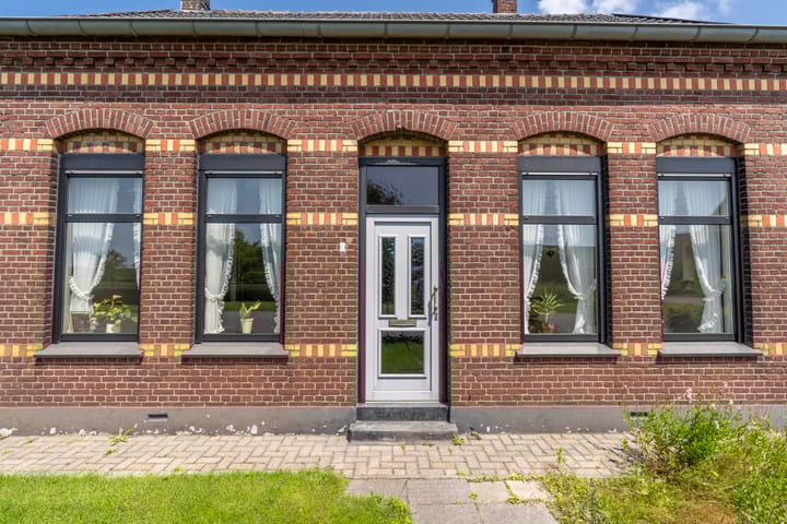 Photo 8 of Oirloseweg 1