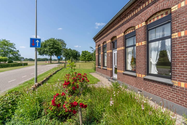 Photo 9 of Oirloseweg 1