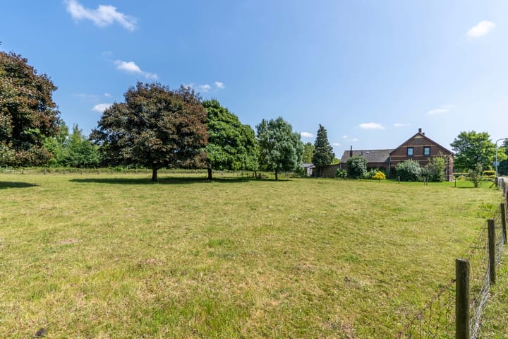 Photo 15 of Oirloseweg 1