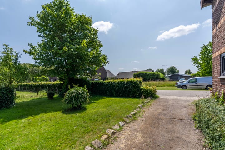 Photo 16 of Oirloseweg 1