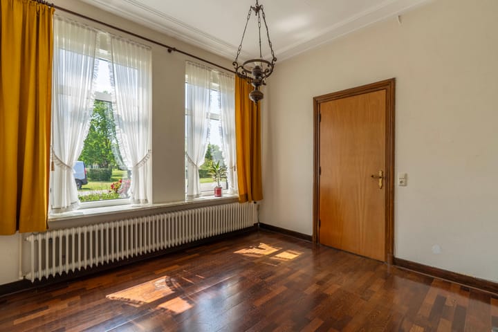 Photo 56 of Oirloseweg 1