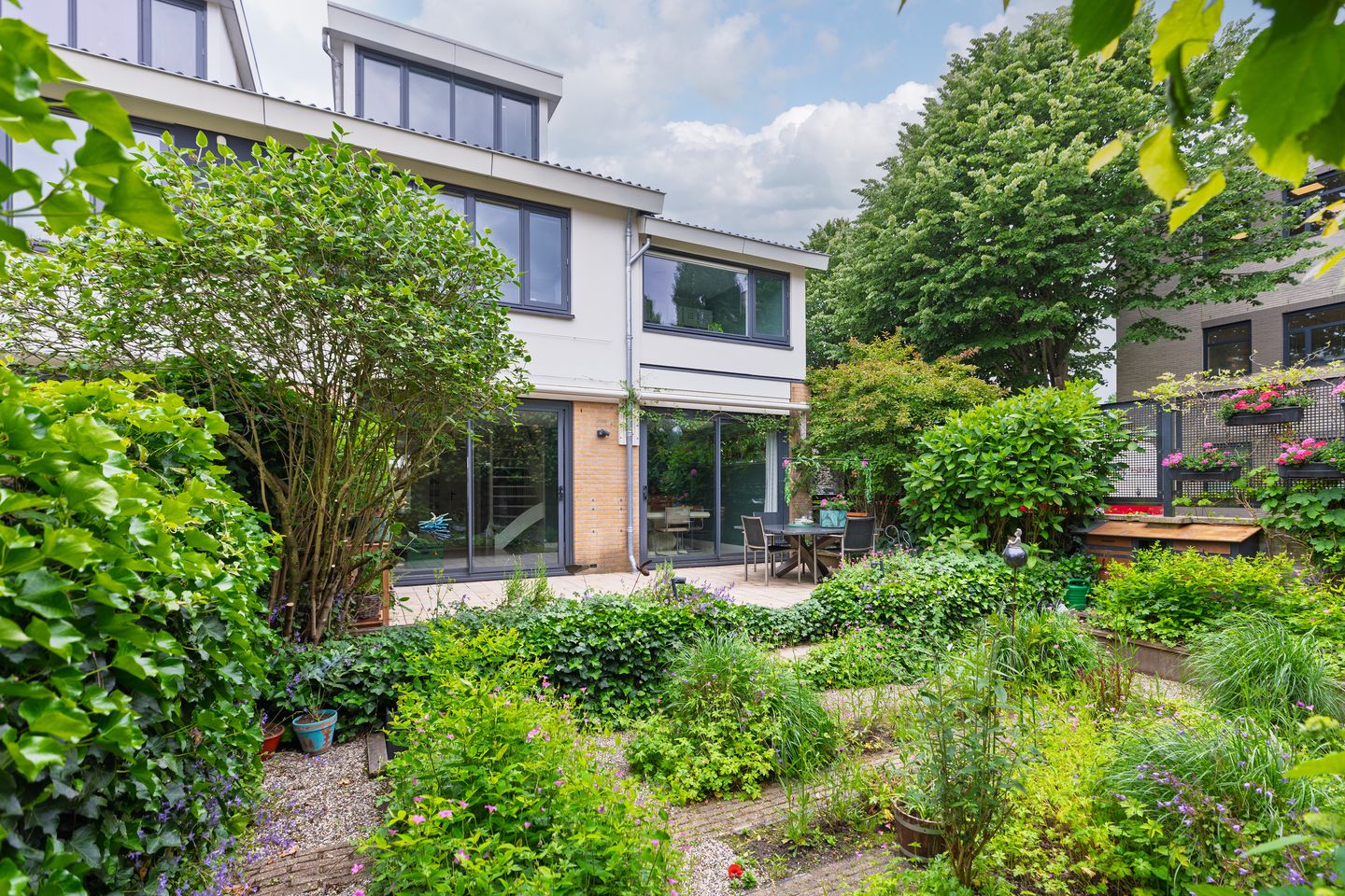 Photo 44 of Frederica Zeijdelaarweg 18