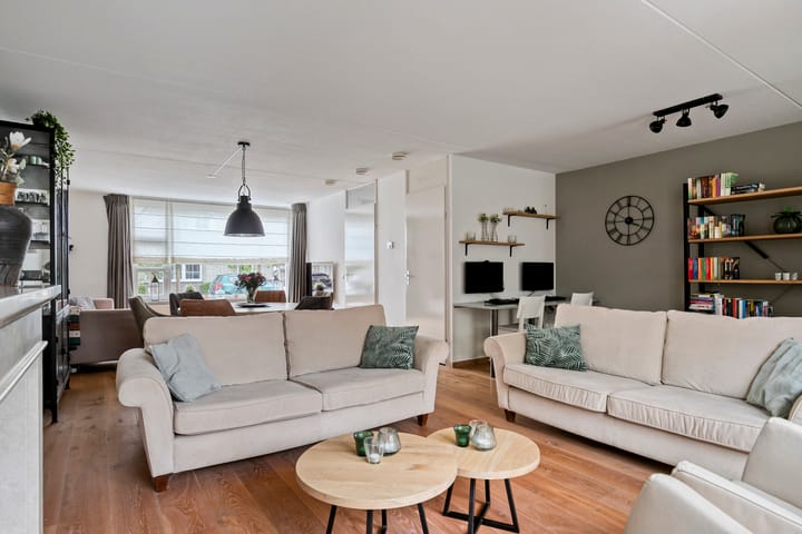 Foto 5 van Zwerfvelden 27