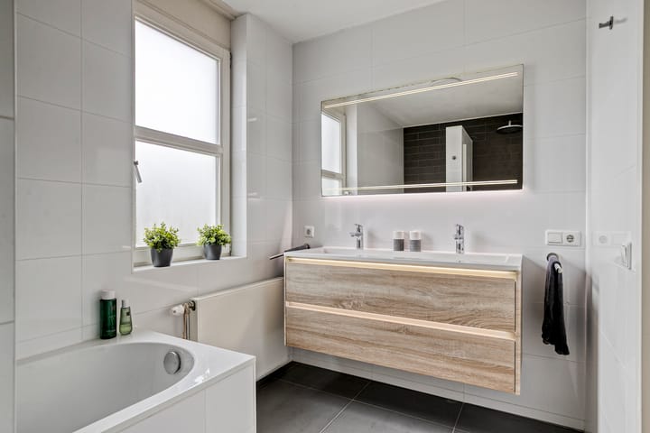 Foto 23 van Zwerfvelden 27