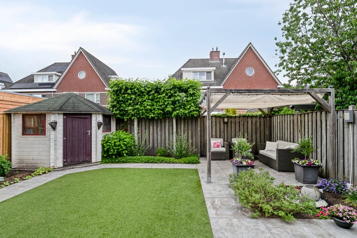 Foto 30 van Zwerfvelden 27