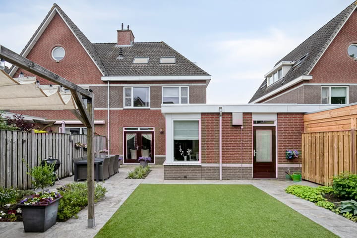 Foto 32 van Zwerfvelden 27