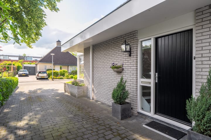 Foto 9 van M. Wibautstraat 11