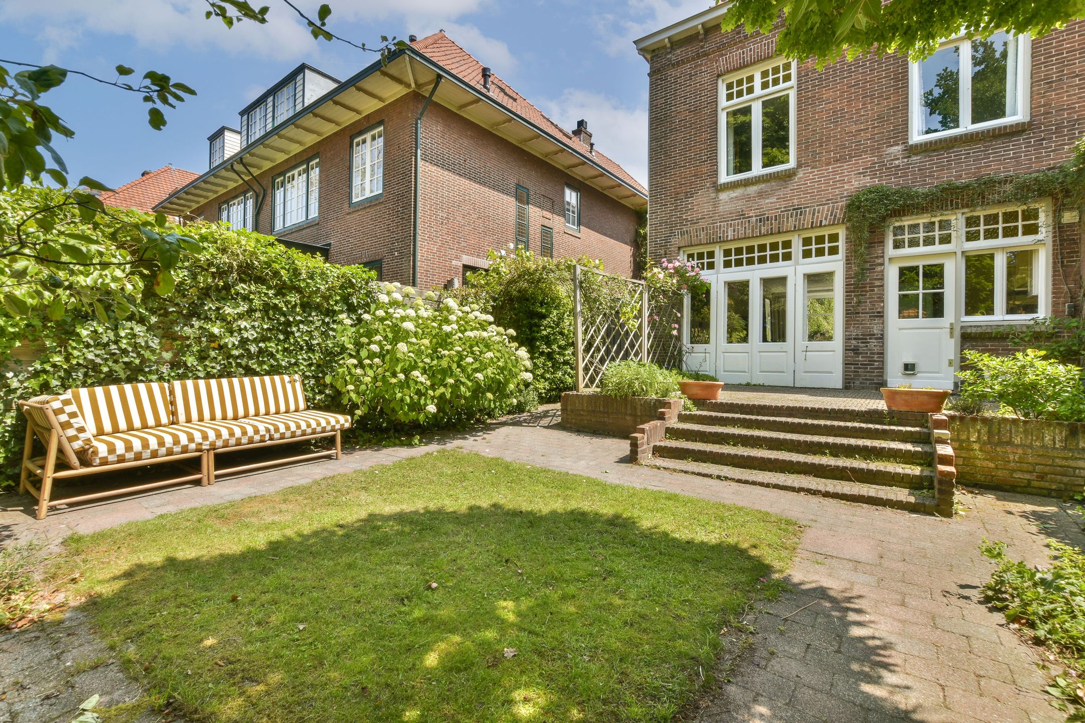 Foto 15 van Mecklenburglaan 29