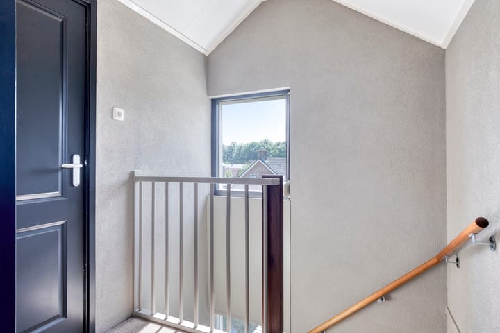 Photo 29 of Narcisstraat 12