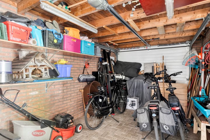 Photo 40 of Narcisstraat 12