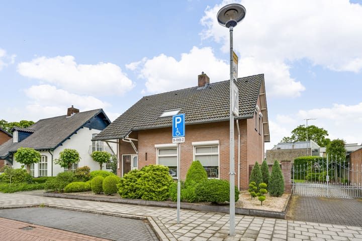 Foto 2 van Pastoor van Crugtenlaan 2-A