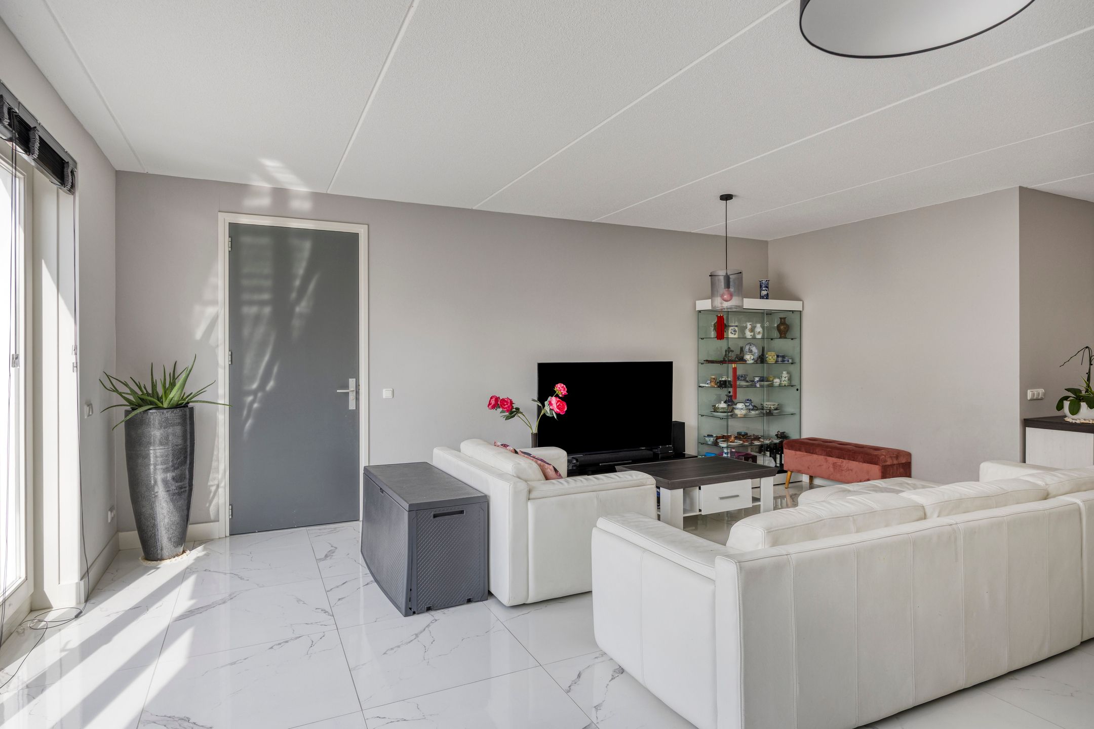 Foto 6 van Annie M.G. Schmidthof 4