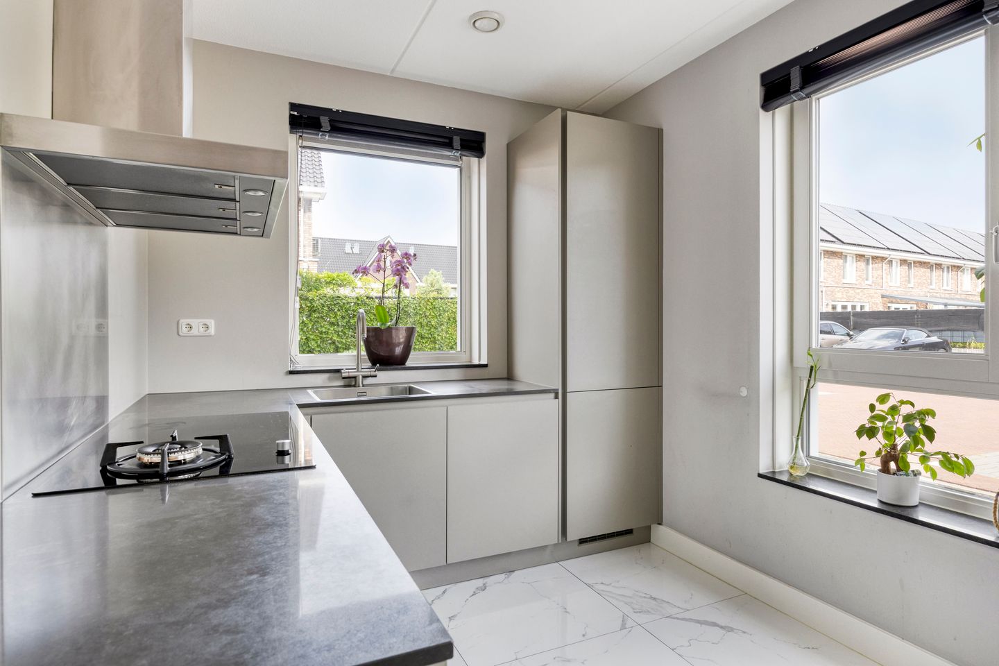 Foto 10 van Annie M.G. Schmidthof 4