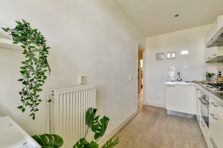 Foto 11 van Aalsmeerweg 62-2