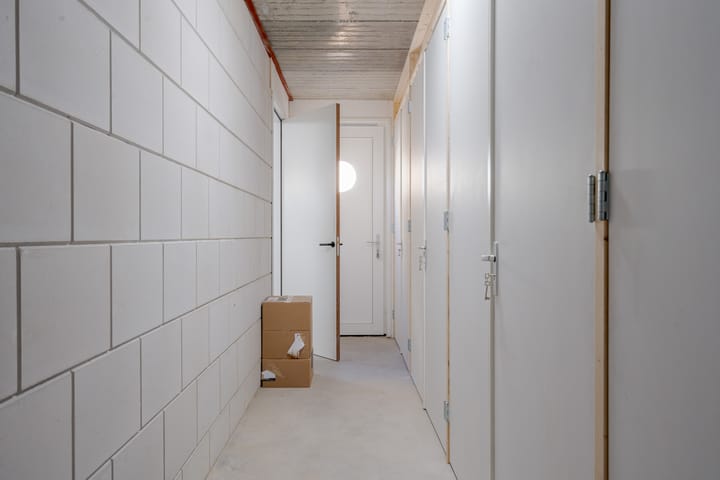 Foto 13 van Moerheimstraat 4