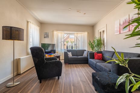 Garst 100 secondary image