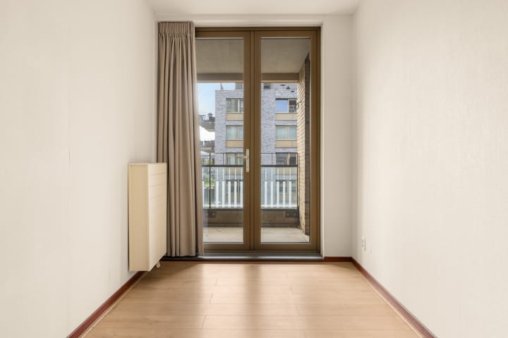 Photo 16 of Andreasplein 92