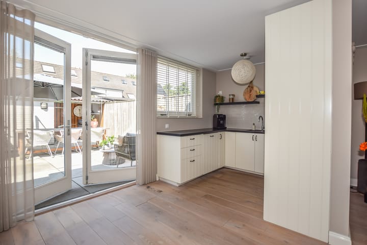 Foto 18 van Meester van Boemellaan 6