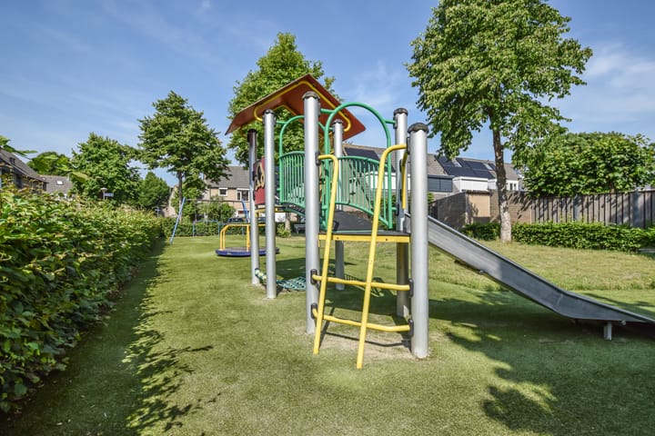 Foto 39 van Meester van Boemellaan 6