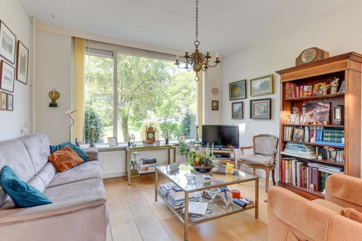 Foto 8 van Meeuwenlaan 7