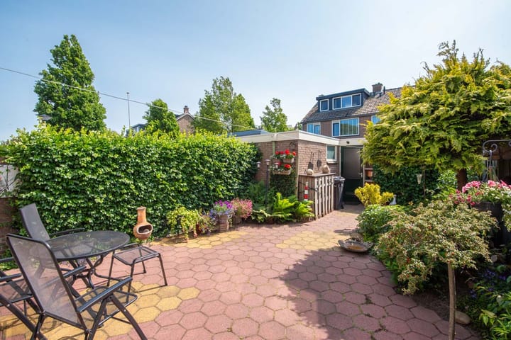 Foto 15 van Meeuwenlaan 7