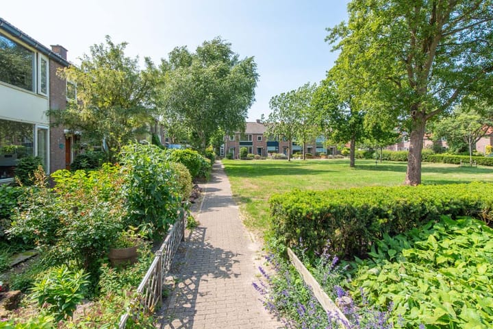 Foto 39 van Meeuwenlaan 7