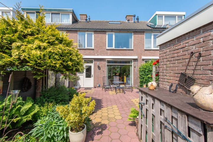 Foto 3 van Meeuwenlaan 7