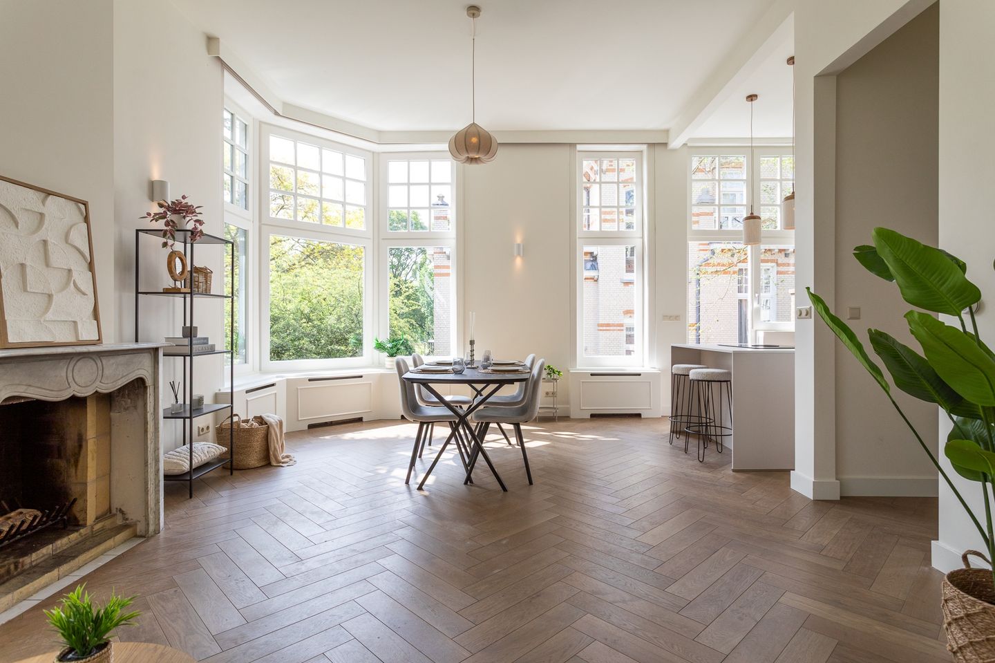 Foto 1 van Van Lennepweg 42-A