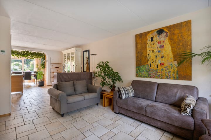 Foto 13 van Marga Klompélaan 109