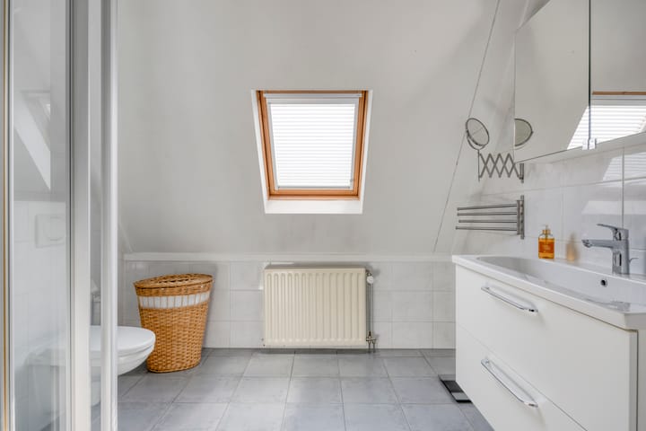 Foto 30 van Marga Klompélaan 109