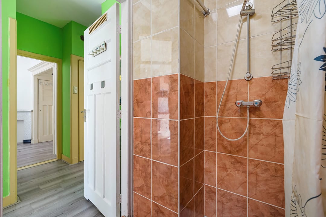 Foto 22 van Velpsestraat 136