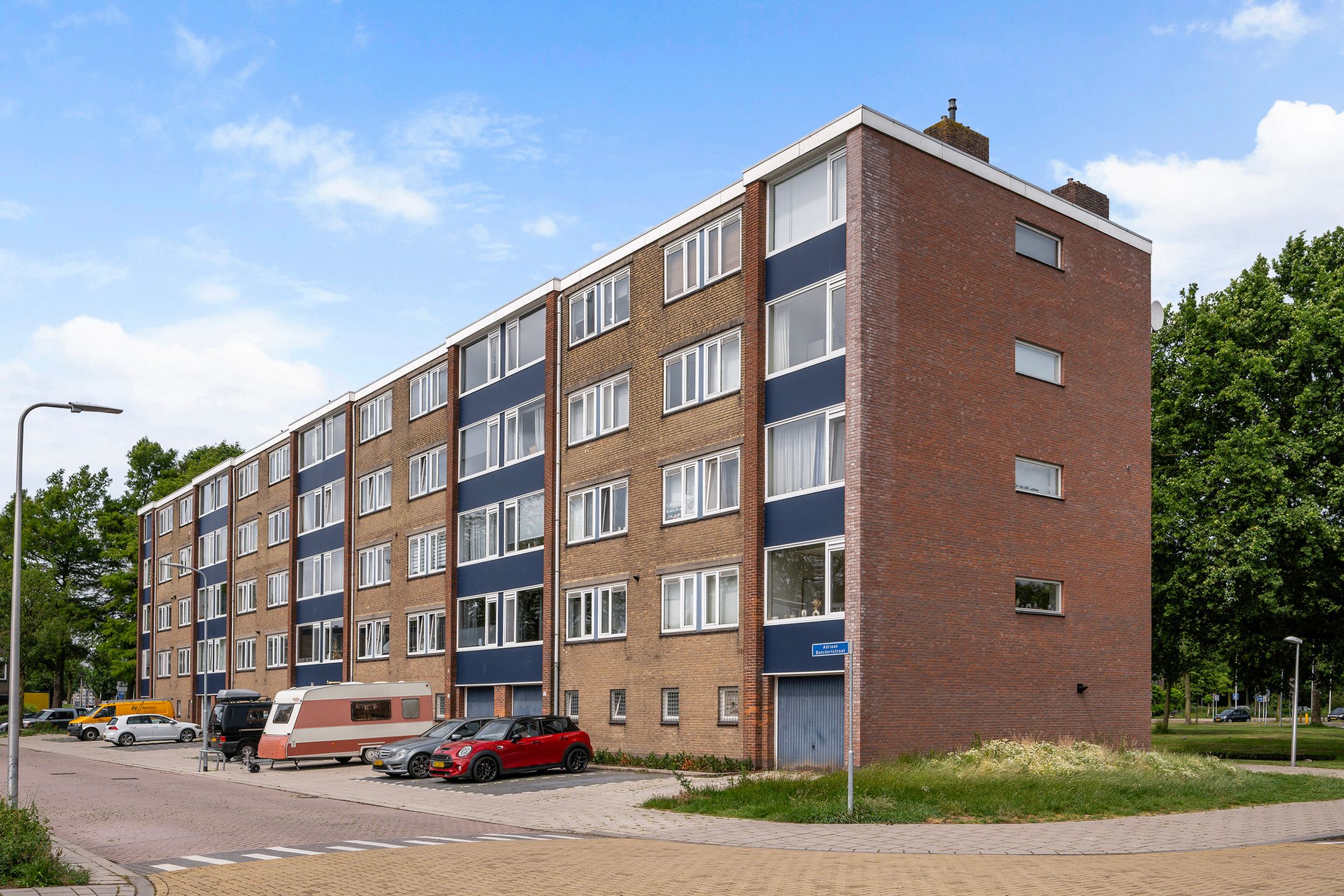 Photo 3 of Admiraal Trompstraat 31